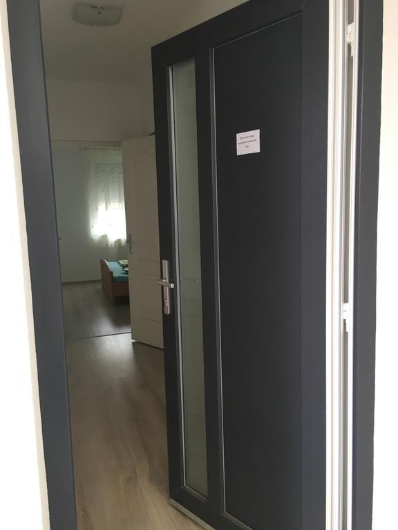 Appartamento Belle Casa 24 Debrecen Esterno foto